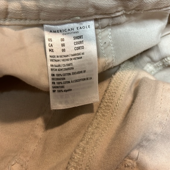 American eagle cream 90’s straight pant barely worn. Size 00 short. - Picture 4 of 4